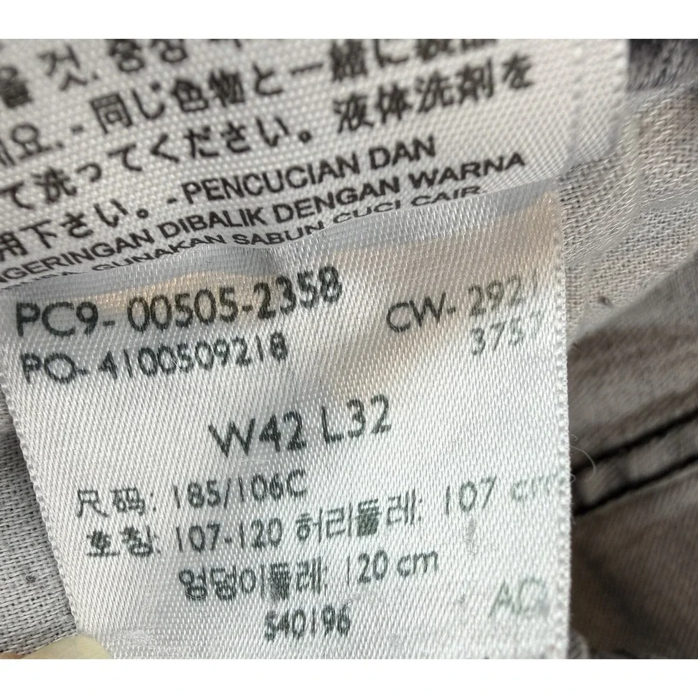 Levi's 505‎ Jeans Men's 42x32 Gray Denim Straight Fit